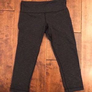Lululemon crop leggings